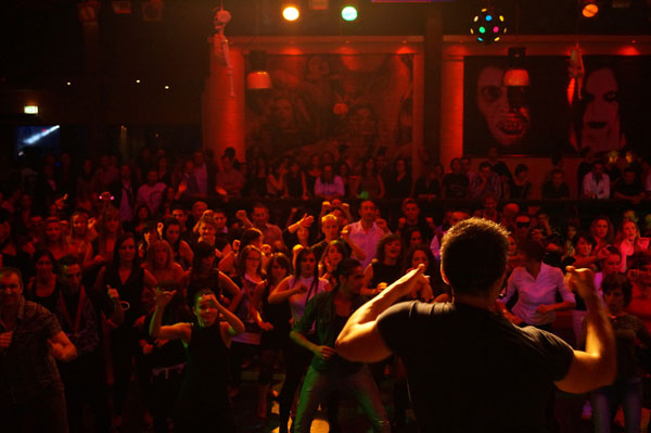 Clicca per tornare indietro